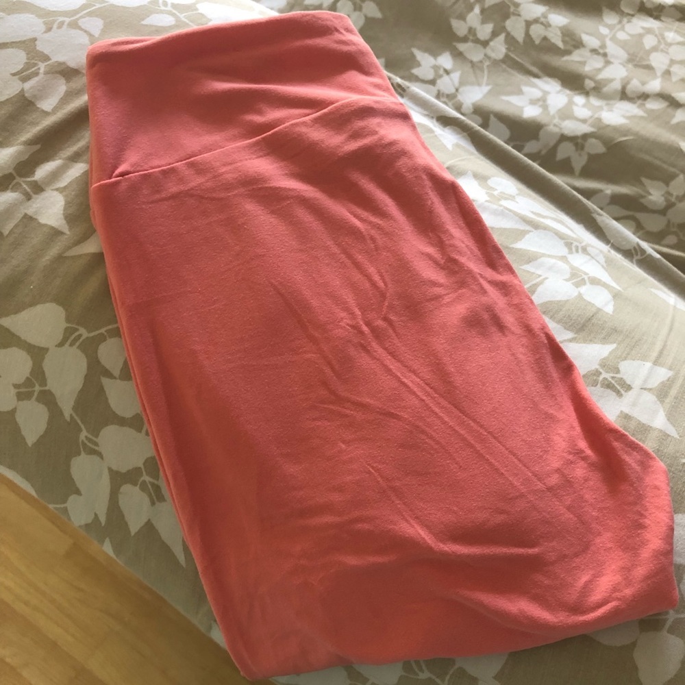 OS LuLaRoe Leggings, Salmon